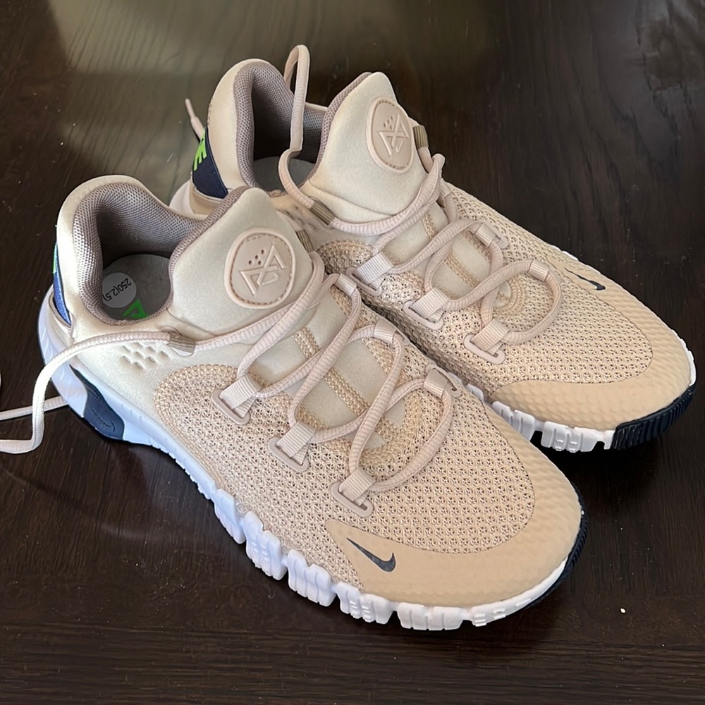 Nike FREE METCON 4 'RATTAN'